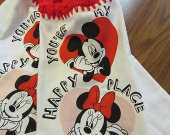 Mickey Mouse Minnie Mouse 2 Hanging Kitchen Dish Towels with Tops Towel Set Red Black Crochet Handmade