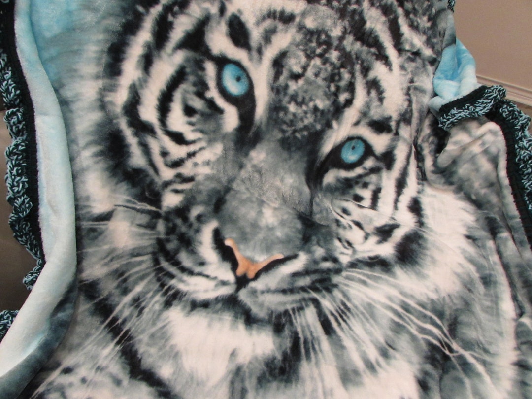 La caph 3COLOR CUTE TIGER BLANKET ホワイト 再入荷】3color cute tiger blanket