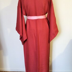 Vintage light formal KIMONO CHIRIMEN HITOTSUMON family crest light brick pink size Large ready to ship