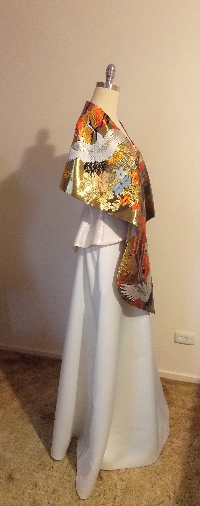 UCHIKAKE Wedding Kimono silk gold brocade aquamarine lavender gold phoenix size free main image 1