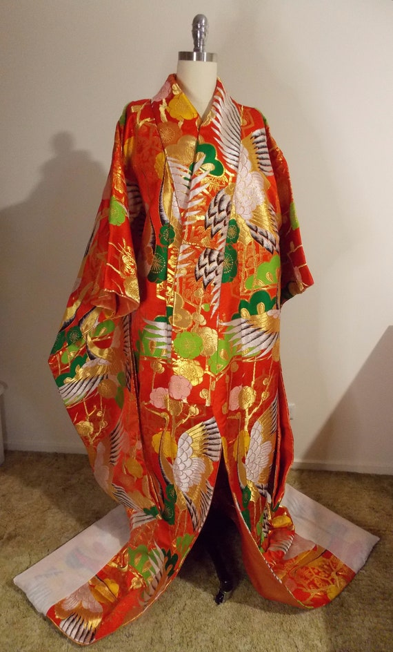 UCHIKAKE Wedding Kimono robe silk gold brocade Cr… - image 2