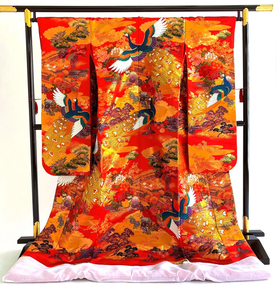UCHIKAKE Wedding Kimono robe JUNI-HITOE red gold sakura cherry blossom crane multi color chrysanthemum flowers size free Ready to ship