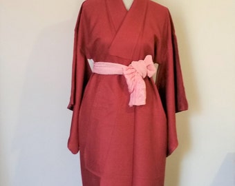 Vintage light formal KIMONO CHIRIMEN HITOTSUMON family crest matelasse brick red size Medium to Large ready to ship