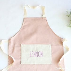 Personalized Kids Apron, Dusty Pink Linen Toddler Apron, Cooking Apron, Pretend Play, Custom Apron, Child Apron with Pocket, Gift for Girl image 2