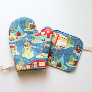 Camping Bear Kids Kitchen Accessories, Toddler Toy Oven Mitt, Pretend Play, Birthday Gift for Boy, Kids Room Decor, Christmas GIft for Child