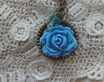 Lovely Blue Cabochon Flower & Crystals Necklace