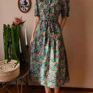 Joules katoenen maxi-jurk met bloemenprint: cottagecore prairie-stijl, gelaagde rok, pofmouwen