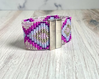Handgewebtes Perlenarmband, Raute Muster, Lila Gold Schmuck