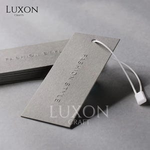 Etiquetas de pendurar personalizadas em relevo – Etiquetas para roupas de luxo, etiquetas com logotipo, etiquetas de embalagem, etiquetas de marca premium, etiquetas de produtos personalizadas