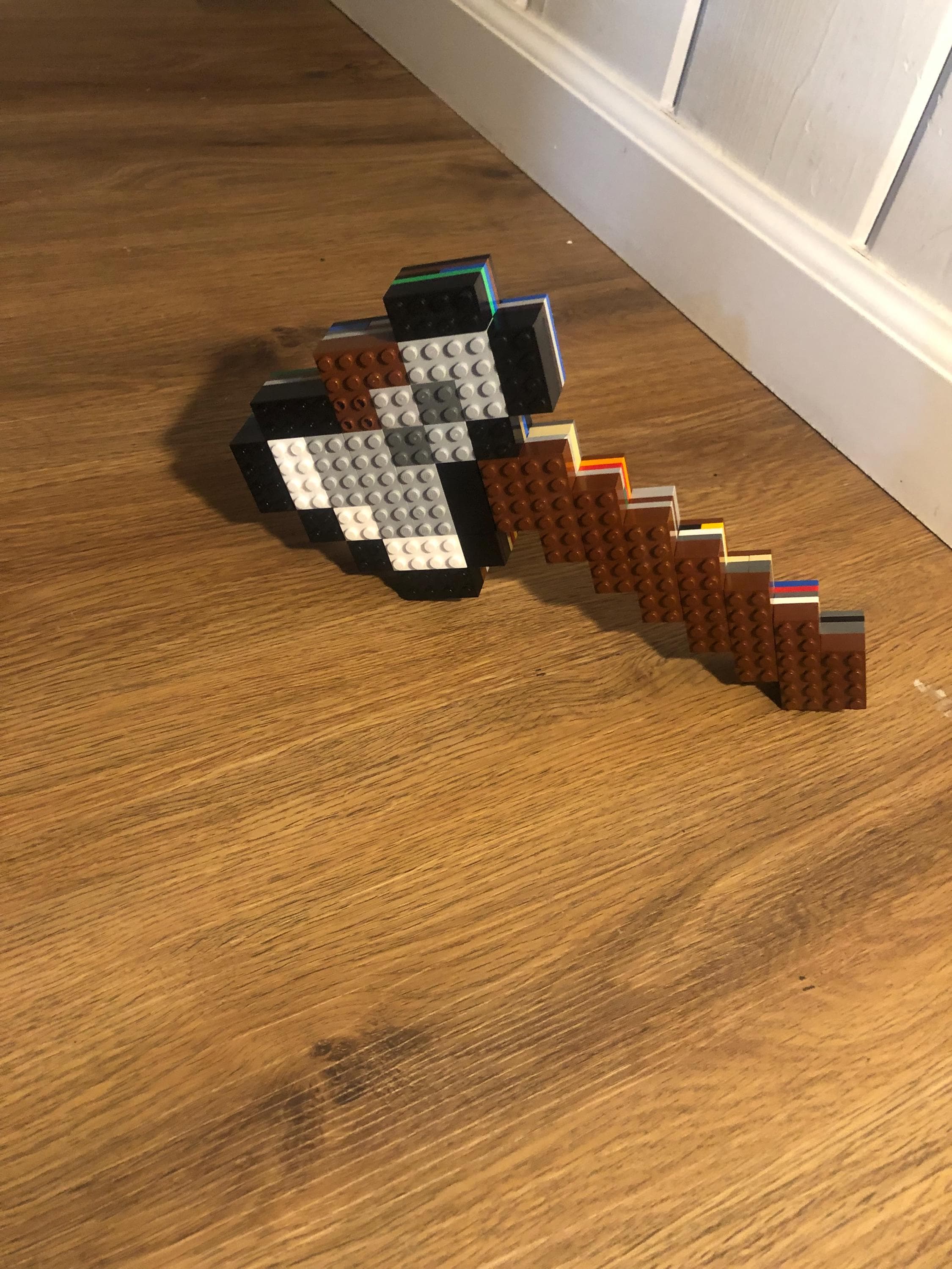 Minecraft, legos, lego, pioche, hache, épée, boîte de puzzle, machine à bonbons, mocassins lego, jouets, cadeaux, enfants, collectionneurs, articles