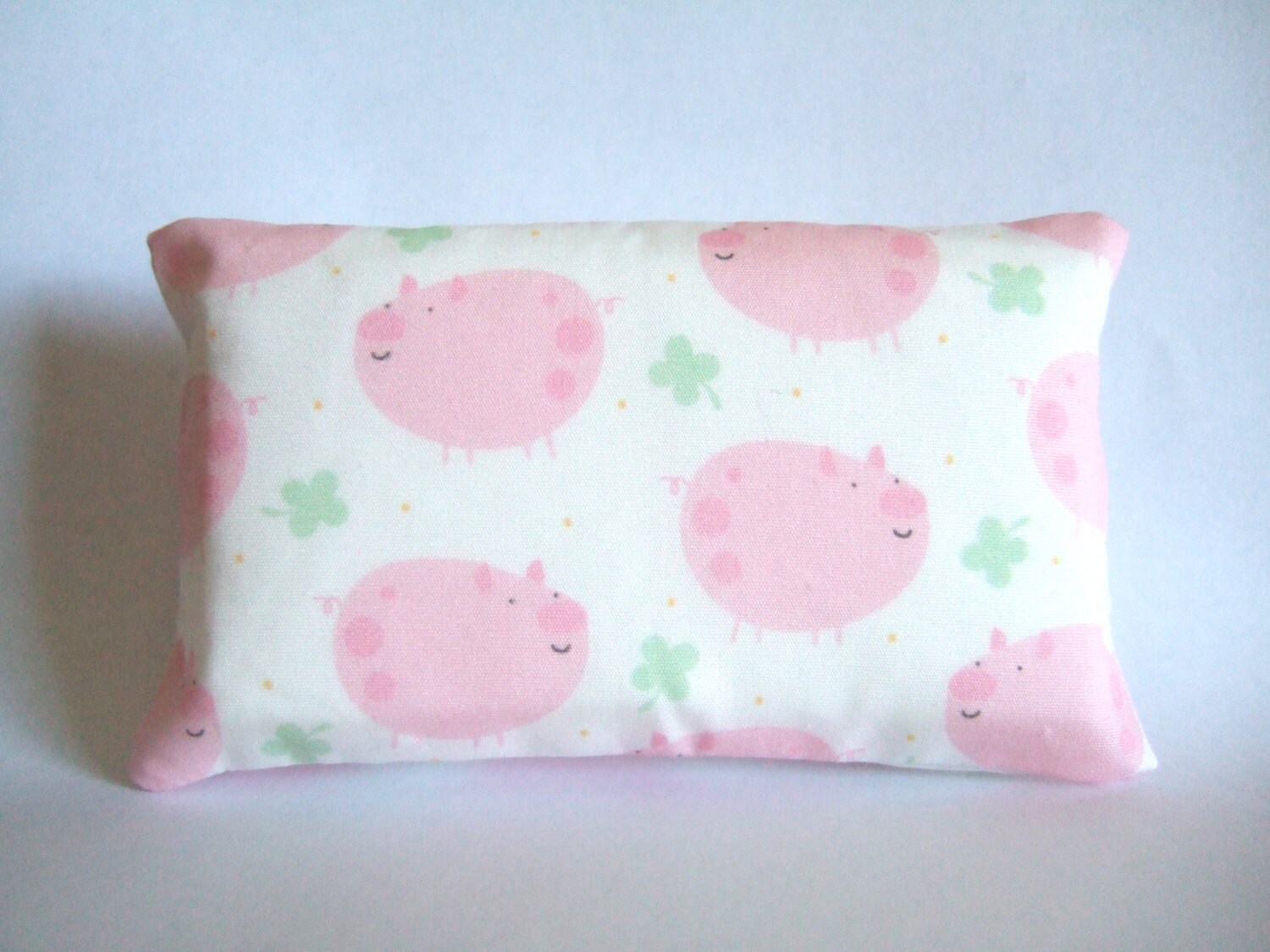 Pig Print Tissue Holder – Handmade Fabric Kleenex Case - Etsy