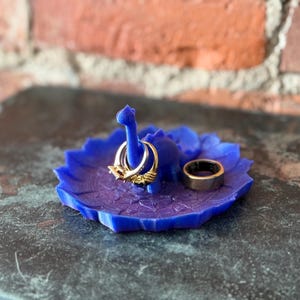 Dinosaur Jewelry Holder