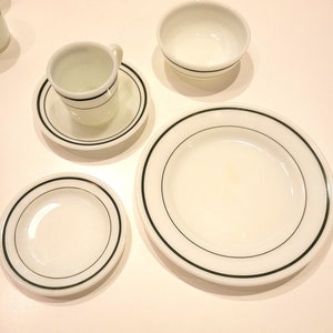 Choice - Corning Pyrex Opal Emerald Band Restaurant Ware/Tableware