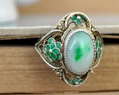 sterling silver vintage Chinese export jadeite ring, green jade silver ring, vintage export silver jade ring, apple green jade ring,