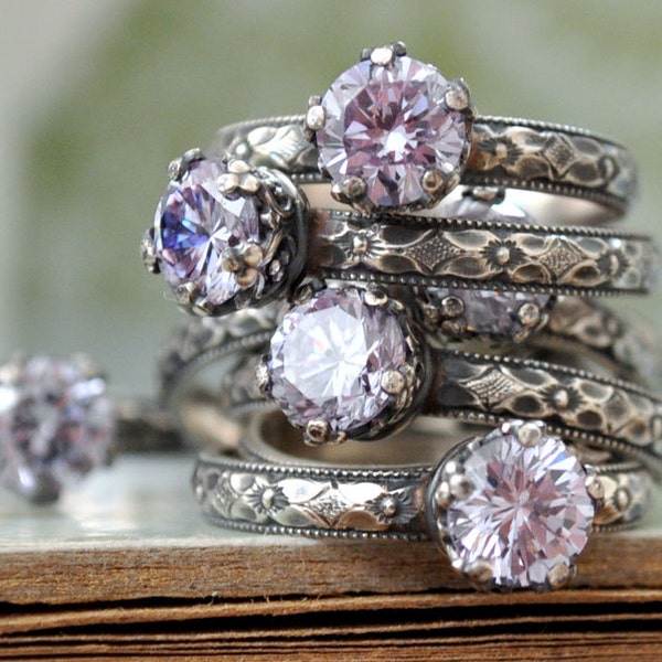 925 Silber ALEXANDRIT RING handgemachter oxidierter viktorianischer Blumen-Bandring aus Sterlingsilber mit farbwechselndem Alexandrit-Solitärstein