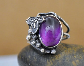 Silver purple amethyst stone ring vine yard leaf and grapes oxidized silver antiqued 925 silver size 7 ring