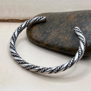 Navajo Bangle - Etsy