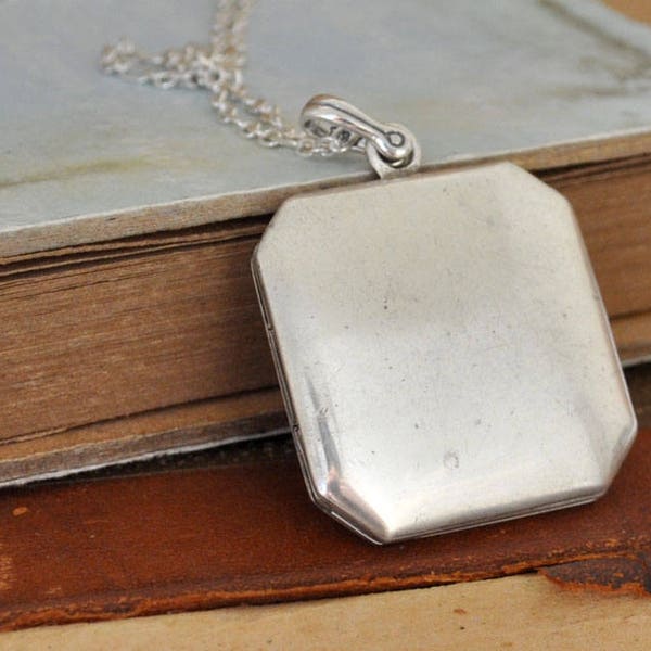 sterling silver square locket necklace, 925 sterling silver, large vintage silver locket, heavy silver locket, vintage sterling plain locket