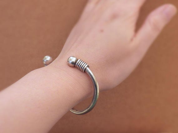 Solid silver double ball cuff bangle bracelet vin… - image 8