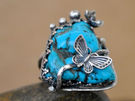 Charming Native American Navajo Bisbee Turquoise Sterling Silver Butterfly Ring Charming Native American Navajo Bisbee Turquoise Sterling Silver Butterfly Ring