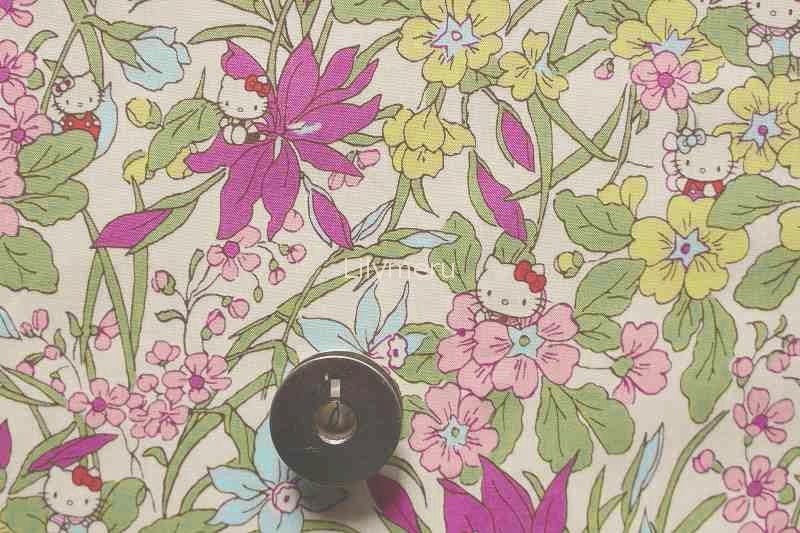 新品‼️ハローキティーハンドバッグ LIBERTY ART FABRICS