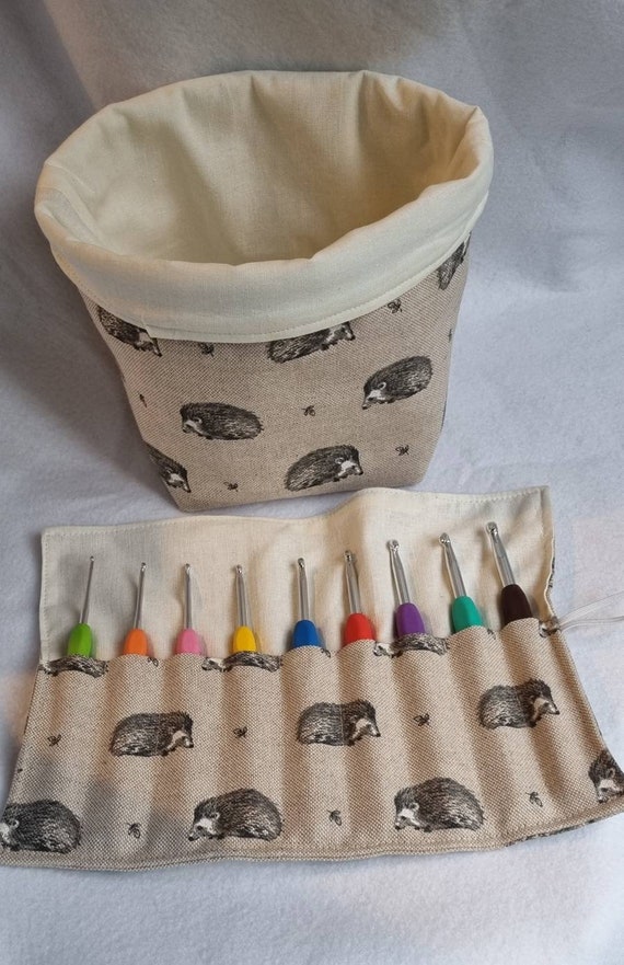 Gift Set Hedgehog Storage Basket 15x13x11cm and Crochet Hook Case Roll  Holder With 9 Moulded Handle Hooks Included Craft Theme Fabric Hobby 