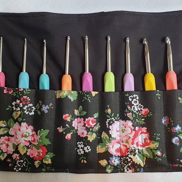 Crochet Hook Roll Storage Black Spray Flowers Floral Case Holder - 9 Moulded Handle Hooks included gift idea craft hobby handbag bag travel