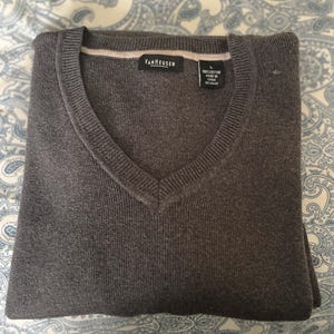 VanHeusen V-neck Gray, Long-sleeve, Cotton Sweater, (L)