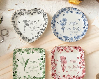 Personalized Ring Dish, Mother of the Bride/Groom Trinket Dish, Toile De Jouy Gift For Mother, Gift for Mom, Gift from Daughter