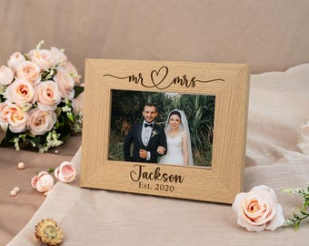 Personalized Wedding Gift, Wedding Picture Frame Wood, Custom Wedding Gift, Wedding gifts for couple, Engraved Wedding Photo Frame with Date