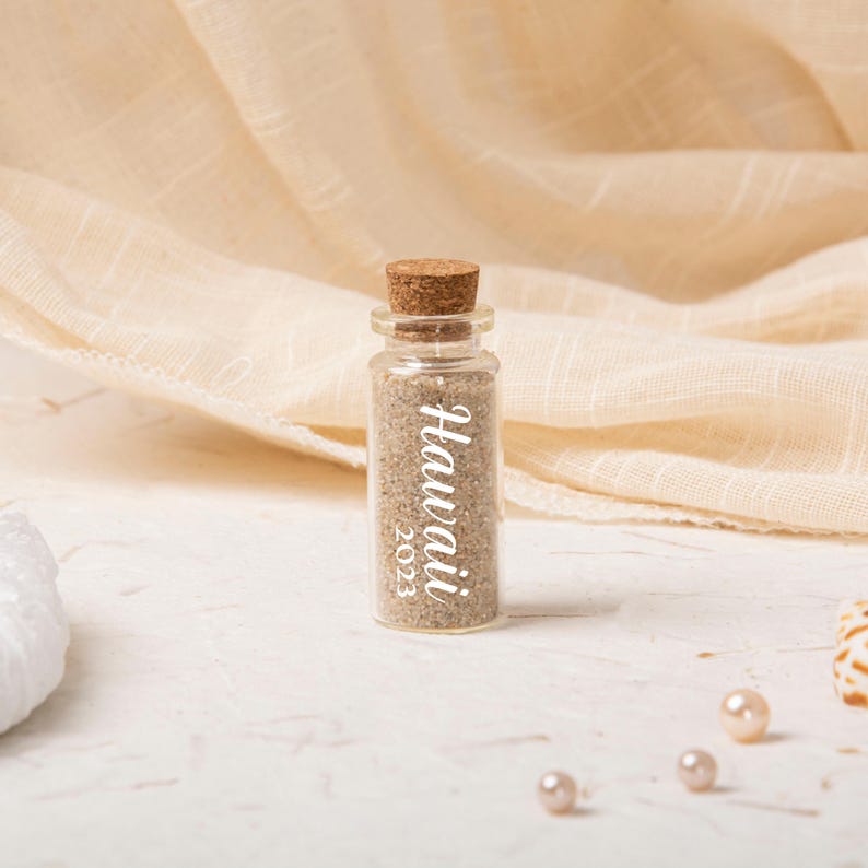 Honeymoon Sand Bottle, Small Travel Sand Memory Bottle, Wedding Bridal Shower Bottle, Mr and Mrs Couple Beach Ideas Gift, Sand Keepsake bild 12