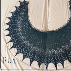 Kitten, a crescent shaped shawl, PATTERN PDF