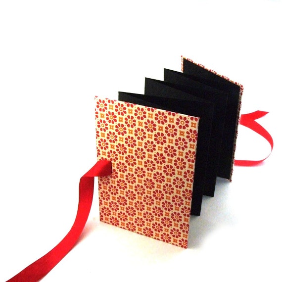 Timbres de fleur d’oranger rouge livre Photo accordéons, livre de petite, vanter, album souvenir, idée cadeau photo, album photo petite, de idée de cadeau pour les grands-parents 0f504f Timbres de fleur d’oranger rouge livre Photo accordéons, livre de petite, vanter, album souvenir, idée cadeau photo, album photo petite, de idée de cadeau pour les grands-parents 0f504f