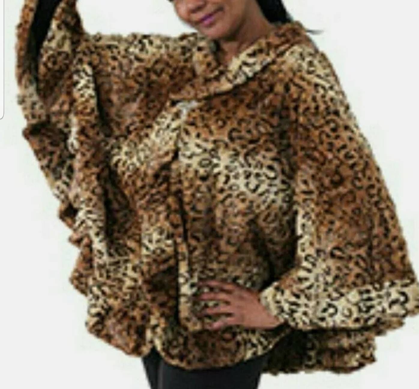 Louis Vuitton Poncho Black Leopard print Cashmere ref.619077