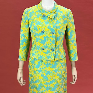 S/M | 60s Silk Jacquard Skirt Suit – Vibrant Yellow & Aqua Floral Pattern – Vintage Tailored Mod Set