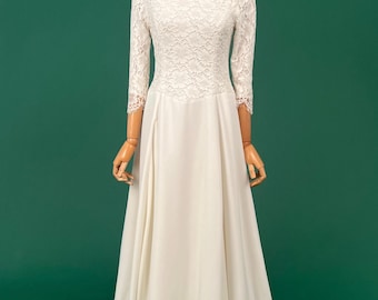 Abito da sposa in pizzo fatto a mano, avorio, anni '80 - Made in Italy