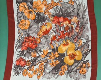 80年代のグッチの花柄シルクスカーフ - Etsy 日本