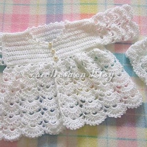 Baby CROCHET PATTERN Scallop Matinee Jacket and Bonnet 16 20 ins 3 ply image 1