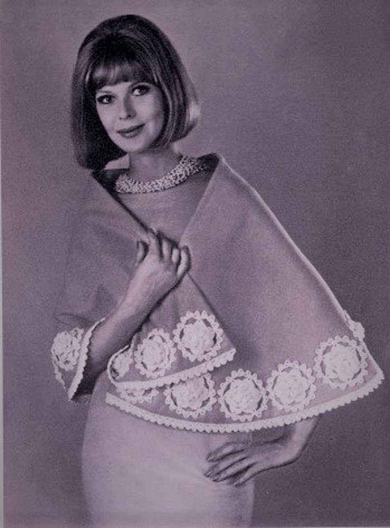 Vintage Crochet Pattern Cape with flowers Sewn Cape with flowers in Crochet image 2