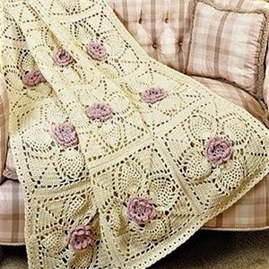 Vintage Crochet Pattern for Roses and Pineapples Afghan Throw Bedspread Blanket Pineapple Lace image 2