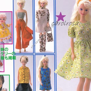 Puede incluir: Un collage de muñecas con varios atuendos. Las muñecas visten una variedad de estilos, incluyendo vestidos, trajes de pantalón y conjuntos estampados. La imagen también incluye texto en japonés y el nombre "carolrosa".