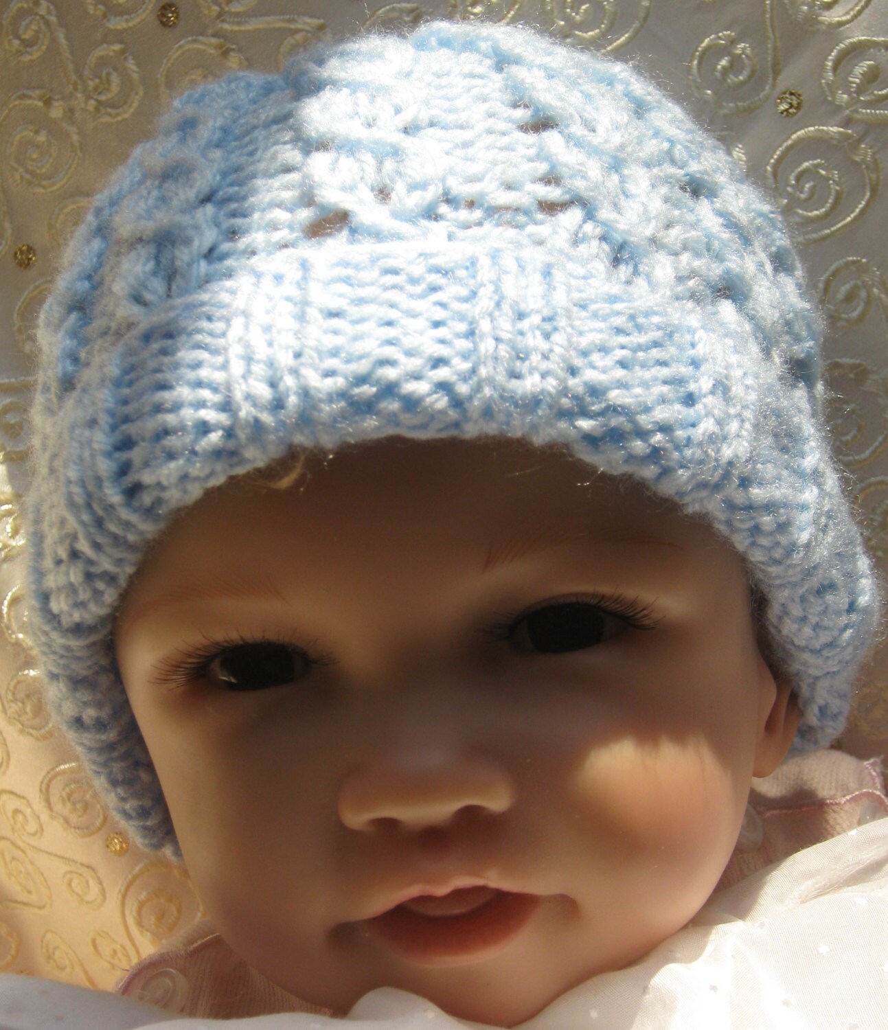 HOLIDAY CABLEKNIT BABY BONNET Hat Knitting Pattern, Baby Bonnet Knitting Pattern, Cute Hat