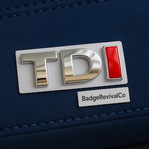 OEM Volkswagen VW TDI Chrome/Red Grille Badge Emblem 8.4 cm – Golf Polo Jetta Bora Diesel Refurbished
