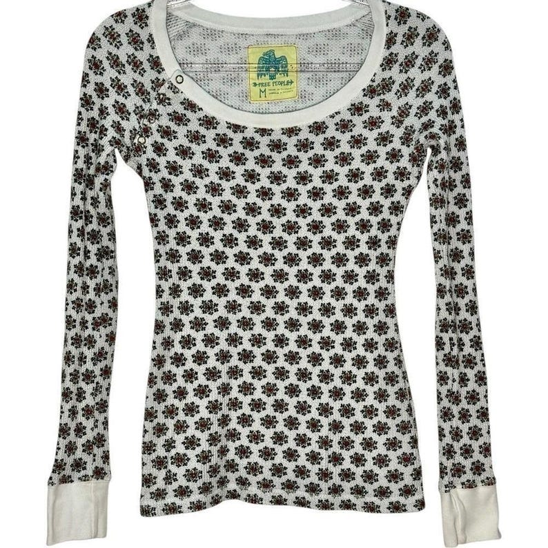 Top térmico de punto gofrado con estampado floral vintage de Free People, raro, con etiqueta original de Bird, talla M. imagen 2