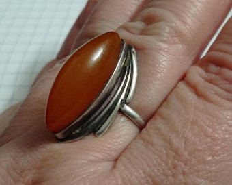 Vintage Baltic Amber Ring: Sterling Silver 875, Large Stone