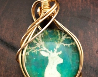 Stag Deer prongs Green pendant  Baratheon Patronus - Gold