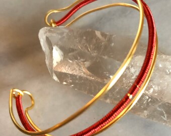 wire wrapped cuff bracelet: gryffindor colors