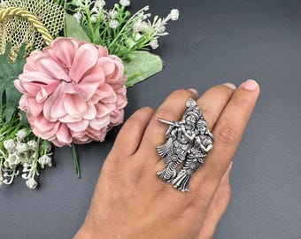 Anillo de plata oxidada con diseño de Radha Krishna / Joyería bohemia ajustable