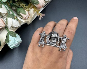 Anillo tribal de plata oxidada / Figura india hecha a mano, ajustable