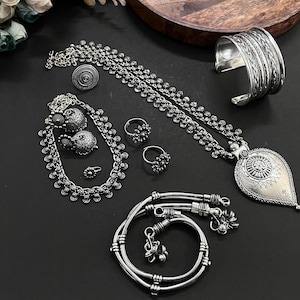 Indian Festival Jewelry Set – Navratri Combo with Choker, Necklace, Earrings, Nosepin, Ring, Anklet, Handcuff, Toe Rings / Complete combo